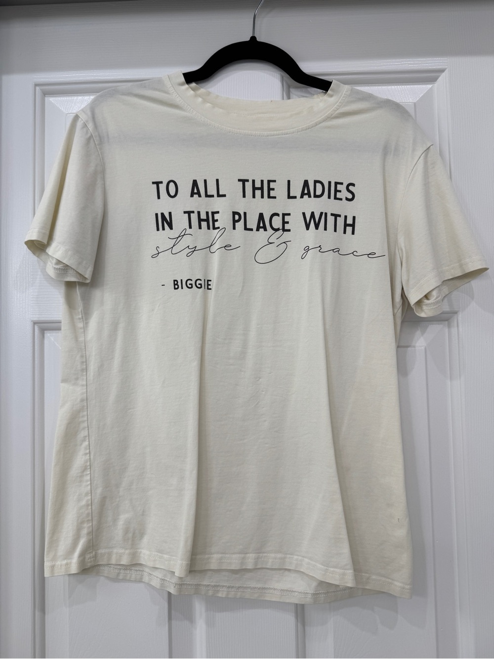 gie Smalls Style & Grace Quote Graphic T-Shirt Cream Medium